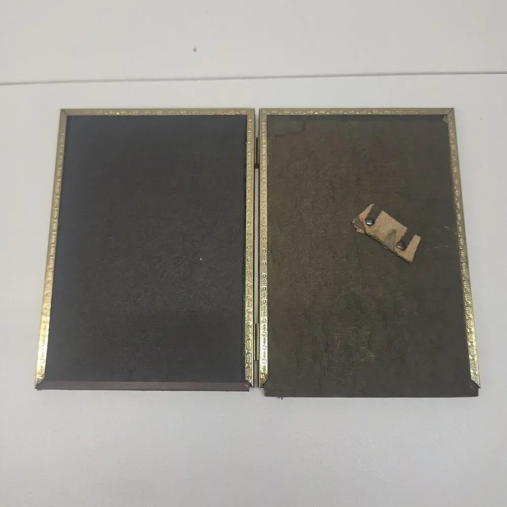 VTG 1970s Folding Photo Frame 5x4 Standing Rectangle Gold-Tone Double-Picture